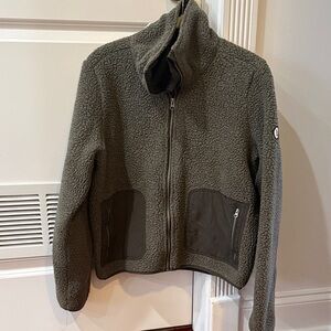 Vuori Alpine Jacket - Full zip - Olive green